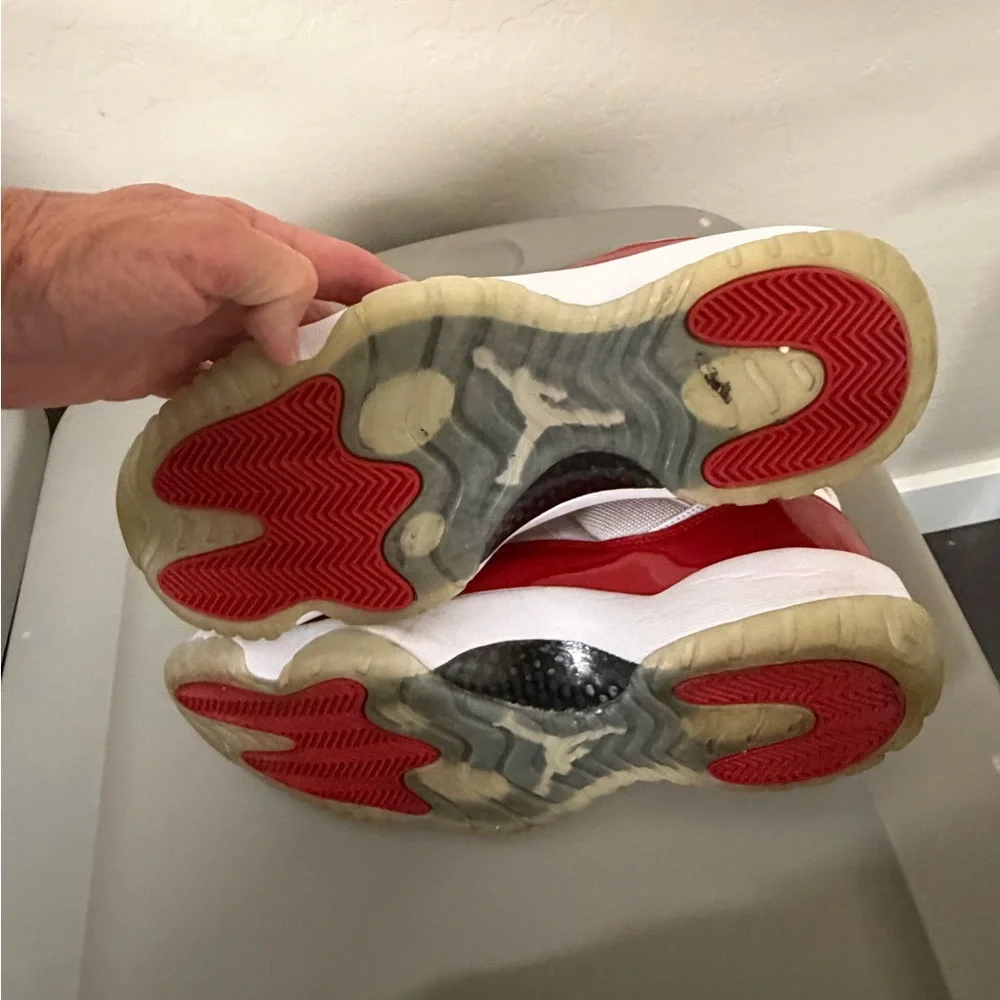 Nike Air Jordan 11 Retro Low Cherry sneakers mens size 10.5